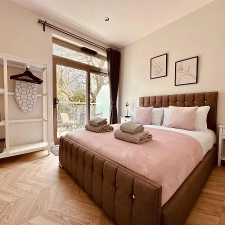 The Oasis - Stylish One Bedroom Apartment - Mudeford Burton  Exterior foto