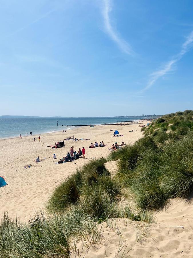 The Oasis - Stylish One Bedroom - Mudeford Apartment Burton (Dorset)